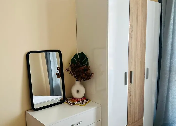 Апартамент Strаwberry *